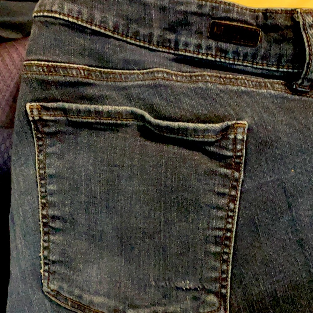 Kut from the Kloth, bootcut Jean, 24W